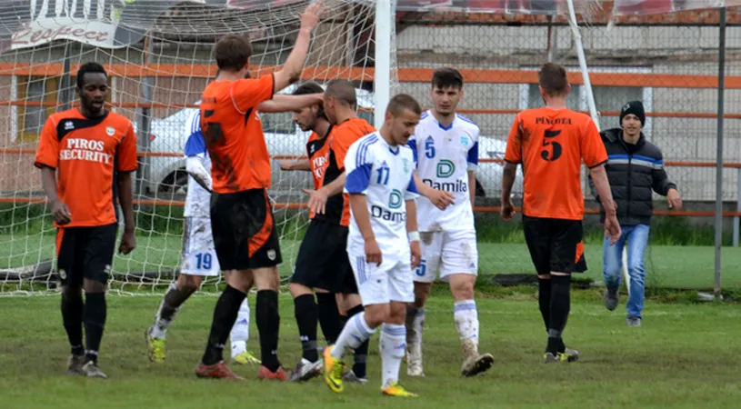 Vâlcea dă șansă tinerilor în ultimele meciuri din play-out.** La Pâncota, Pelici a aruncat în luptă încă un junior