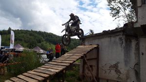 RedBull Romaniacs 2018, ziua 3 | VIDEO Lecția germană de fair-play pentru sportul din întreaga lume, după nouă ore de ride: "Când vezi un om care întâmpină probleme...". Rezumatul zilei și regele clasei Gold