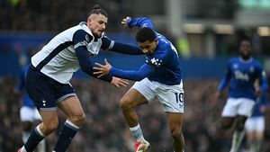 Englezii i-au dat nota 1 lui Radu Drăguşin, după 45 de minute şocante: „A păcălit fotbalul. A fost o ruşine cum s-a apărat”