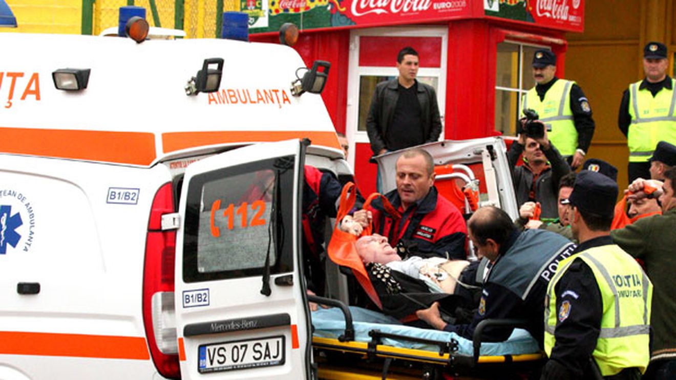 Ce surpriză: incidente între fanii vasluieni și cei ieșeni înainte de derby-ul Moldovei! Trei reținuți și doi internați după bătaia din gară