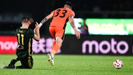 De necrezut! Fundașul naționalei lui Gică Hagi, titular în meciul în care echipa lui a primit 7 goluri!