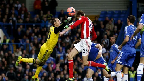 Chelsea a pățit-o ca Steaua înaintea jocului cu Sunderland. Cech, scos din primul 