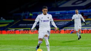 Asalt la vedeta lui Bielsa de la Leeds! Manchester United și Liverpool, în război pentru brazilianul Raphinha