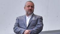 Giovanni Becali i-a cerut lui Mihai Rotaru să vândă urgent 3 fotbaliști de la Universitatea Craiova: „Ia 8 milioane de euro pe ei!”