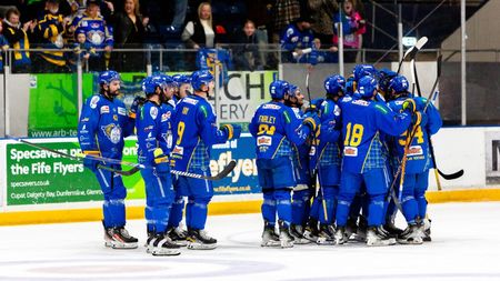 Sarabanda ghinioanelor pentru Corona Brașov. Blocați în Aeroport în Istanbul! Hocheiștii au ratat amicalele din Scoția cu Fife Flyers