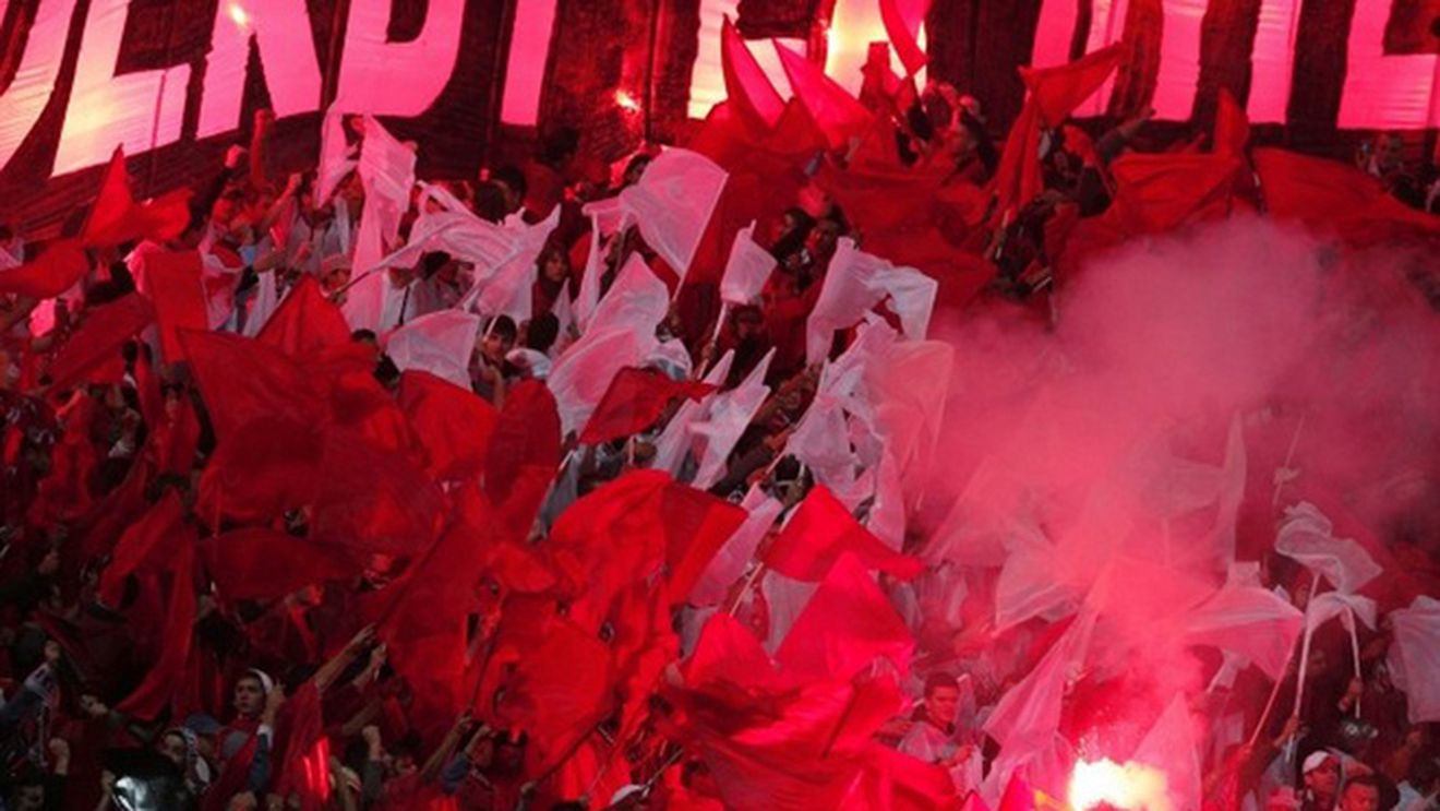 Liderul PCH, interzis pe stadioane pentru un an!