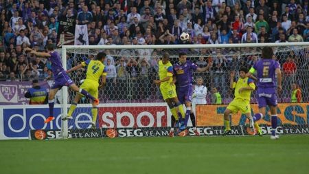 Levi a pus ochii pe trei "plombe" de la Poli!** Surpriză: Steaua poate deturna un bănățean din drumul spre Dinamo