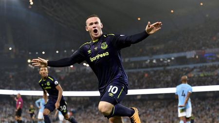 City și Everton, egal cu doi eliminați în ultimul meci al etapei în Premier League. Rooney a atins o bornă impresionantă
