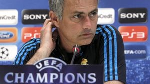 Revenirea la Chelsea, greșeala carierei?** Cinci motive pentru care "The Special One" nu ar trebui să se întoarcă! Barca, unul dintre ele