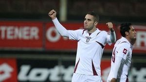 "Bombardierul din Giulești", peste Podolski**: "E mai bun decât acesta"