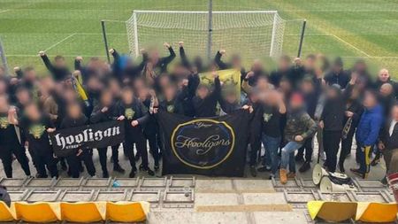 ”Lupii galbeni” au reacționat la adresa Peluzei Sud '97, după gestul din fața stadionului ”Ilie Oană”. Fanii Petrolului au un mesaj special pentru susținătorii ”FC U” Craiova