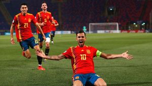 Real Madrid poate pierde un mijlocaș de viitor. Titularul naționalei Spaniei U21 nu mai vrea la "galactici": "Voi vorbi cu ei după EURO"