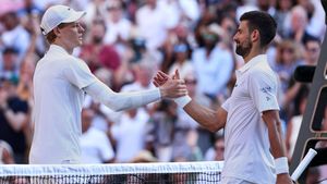 Noua generație a preluat definitiv puterea: finală Alcaraz – Sinner la Wimbledon, după ce italianul l-a eliminat pe Djokovic!