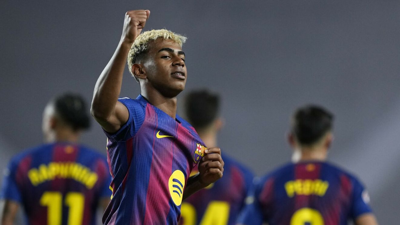 Lamine Yamal, gest ciudat! A postat o fotografie cu iubita sa, însă a șters-o imediat