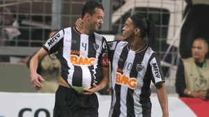 VIDEO Ce vrăji mai face Ronaldinho? O nouă pasă inedită inventată de brazilian