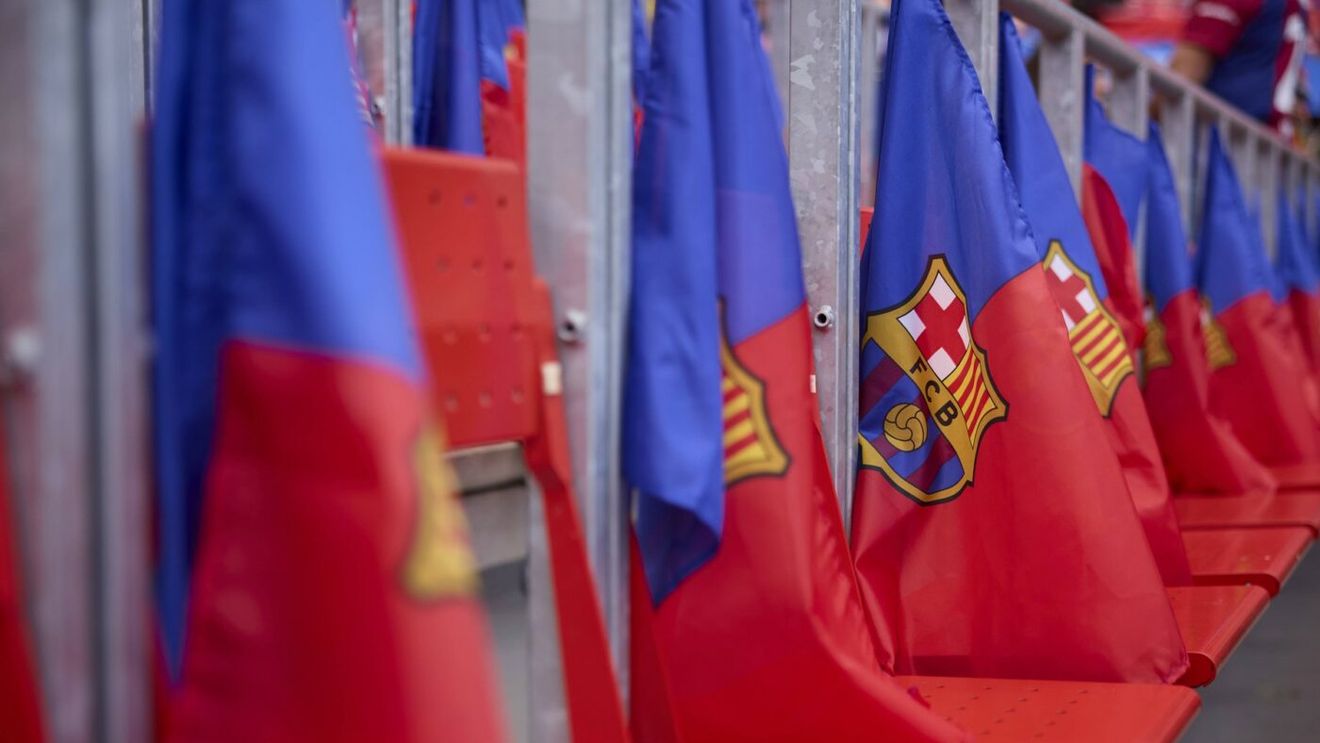 Debandadă totală la FC Barcelona: a dat afară trei fotbaliști și apoi și-a dat seama că a greșit când a anunțat despărțirea de două dintre staruri!