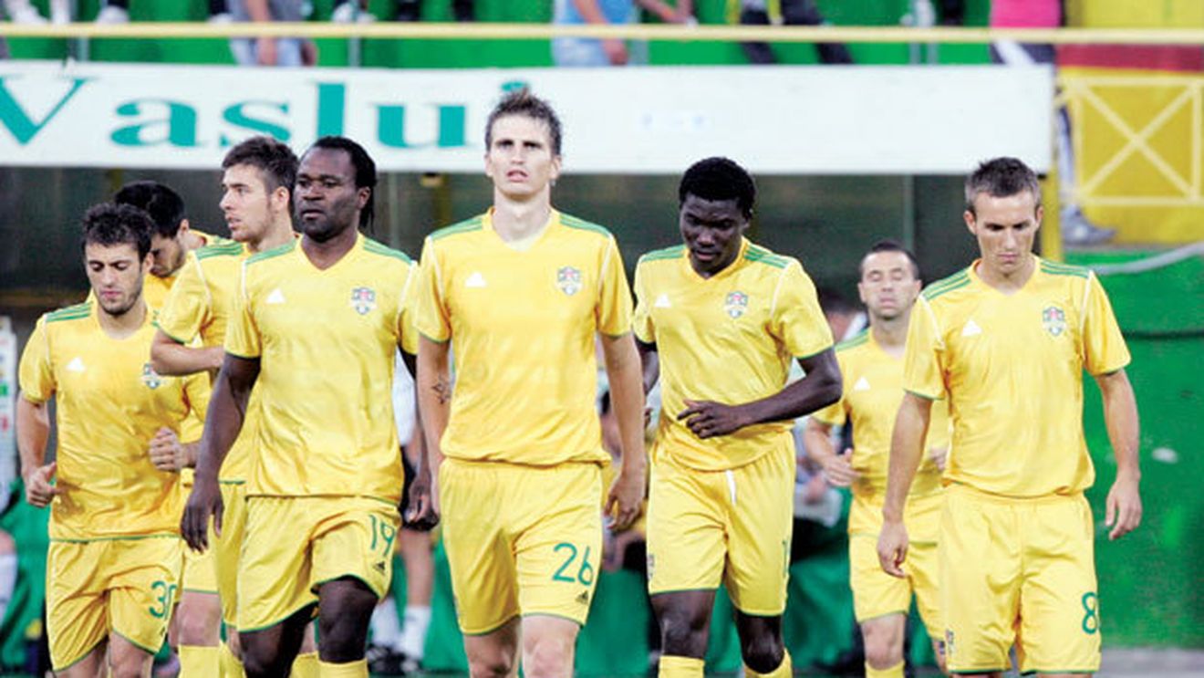 Grevă japoneză la Vaslui:** Wesley și colegii nu s-au antrenat pentru că nu și-au primit banii! Porumboiu: "Așa e și la echipele mari"