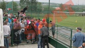 Reunire cu scandal la "U"! FOTO** Suporterii „alb-negrilor" sunt supărați pe situația echipei! Ultimele noutăți din lotul "șepcilor roșii"