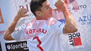 FOTO - Dinamo și-a prezentat achizițiile. Ce numere vor purta "câinii" pe tricouri