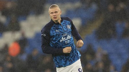 Barcelona îi poate transfera pe Erling Haaland sau Julian Alvarez! Catalanii au banii pentru marea lovitură