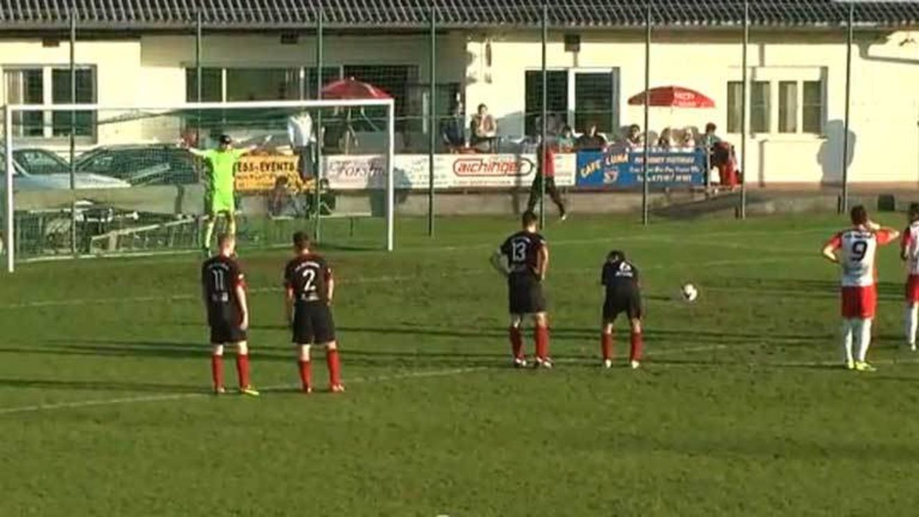 Au încercat să execute un penalty după "metoda Cruyff" și au devenit eroi peste noapte. VIDEO