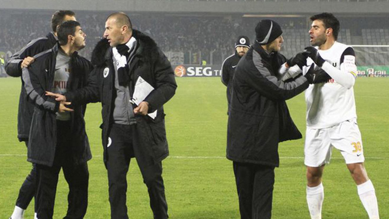 Situație dramatică la "U"!** EXCLUSIV - Verdict dur pentru Roman, după ce a fost bătut ca la K1 de Dos Santos: are fractură de oz zigomatic și a fost operat