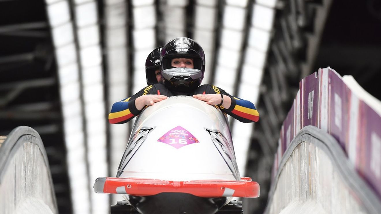 Performanță din piatră seacă. Echipajul de bob dublu feminin se află pe locul 9 la Mondiale, după primele două manșe. Sâmbătă sunt programate ultimele două coborâri