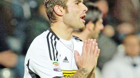 A dispărut Mutu!** În patru meciuri posibile cu noul antrenor, "Briliantul" a evoluat doar 105 minute