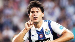 Săpunaru va trebui să plătească daune materiale după incidentele de la meciul Benfica - Porto