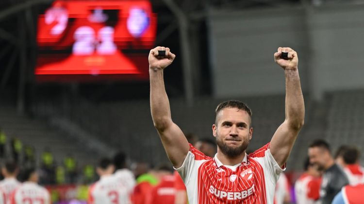 Dinamo, ce lovitură! Atacantul naționalei României a semnat până în 2029: „Aduce un plus de experiență”