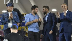 Adrian Mutu, în conflict cu conducerea! Motivul plecării antrenorului de la Rapid: „I s-au băgat pe gât jucători! Nu i s-a făcut echipă” | VIDEO EXCLUSIV ProSport Live