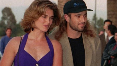 Agassi, impulsiv și excesiv de gelos. Fosta sa soție a dezvăluit faptul că tenismenul și-a distrus trofeele după ce a văzut-o filmând o scenă pentru serialul "Friends"