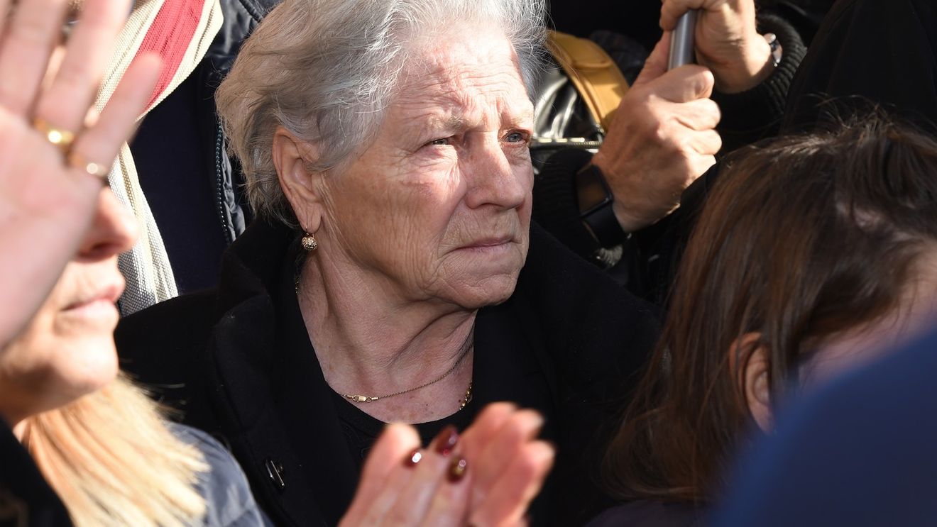 Mama marelui campion, jefuită la 83 de ani: „Mi-au furat pensia, economiile de-o viață și un lănțișor de aur”