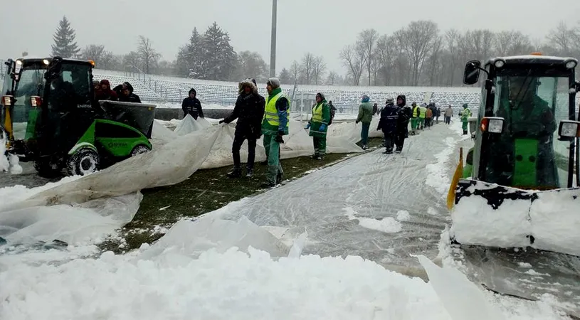 EXCLUSIV | Cum s-a ajuns la amânarea partidei CSM Poli - Astra! Detalii din culise, discuțiile dintre antrenori și arbitrul Bârsan și ce gest a făcut Flavius Stoican pentru Iordănescu jr. Când se va juca meciul