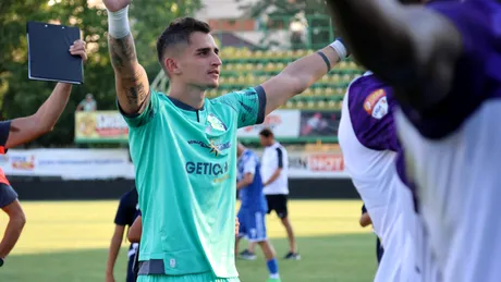 Denis Oncescu, lăudat pentru evoluțiile de la CFC Argeș! Portarul a impresionat, iar în vară poate fi cumpărat definitiv de la Dinamo. Gabi Tamaș: ”E o clauză între cluburi”