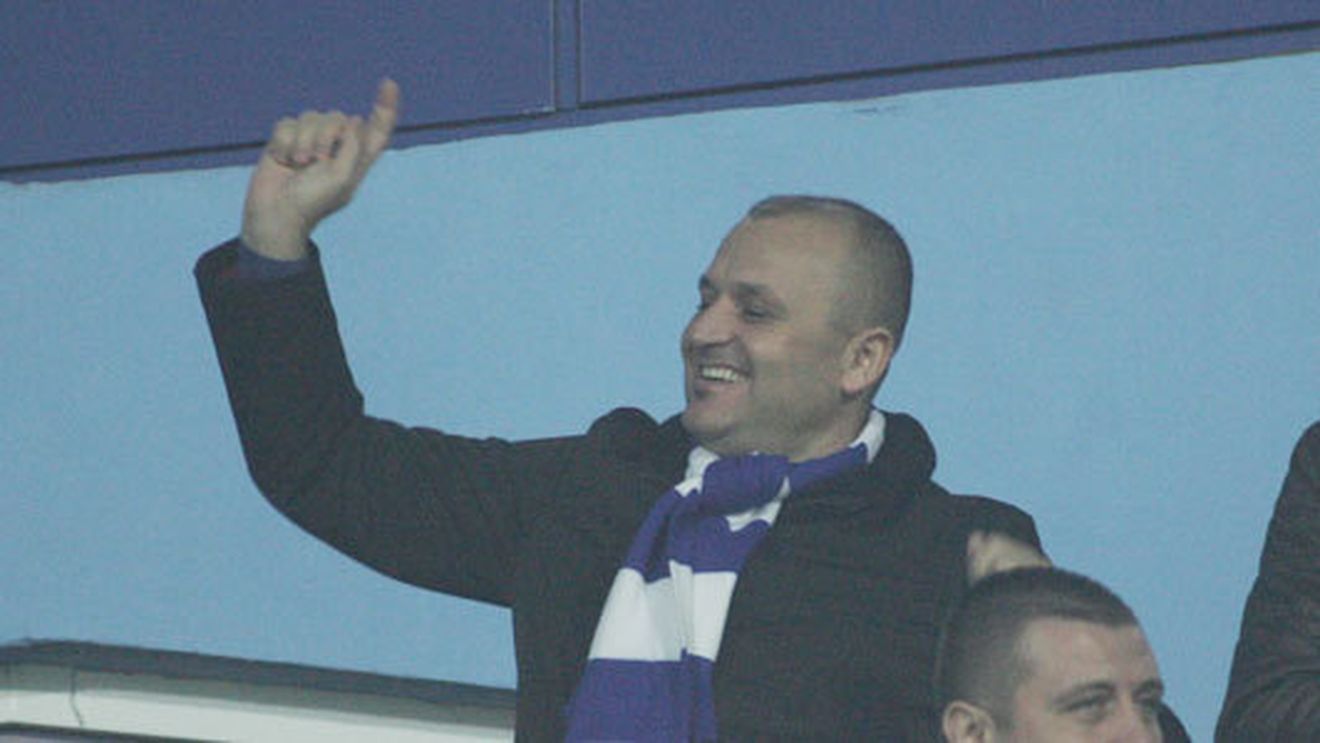 Mititelu lucrează la imagine în stil spaniol:** "La vară le dau fanilor acțiuni! Gratis"