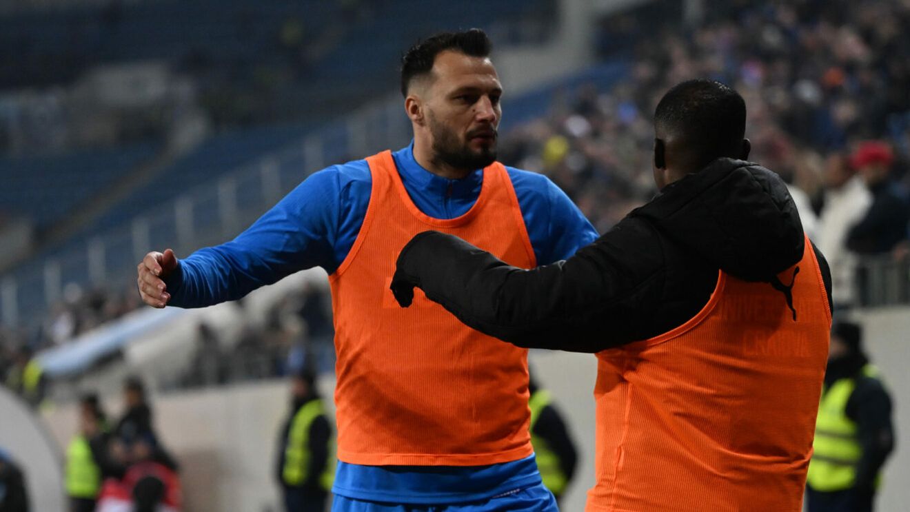 Vasile Mogoş nu poate juca în Cupa României contra lui CFR Cluj din cauza unei clauze impuse de Nelu Varga. Ce se va întâmpla în meciurile din play-off. EXCLUSIV