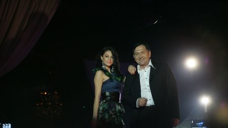 Fotomodelul** Crăciunescu