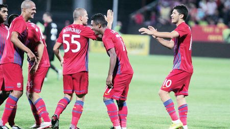 Meme a "îngenuncheat" în fața lui Becali, jucătorii fac miștouri pe seama lui!** Cum își răspund când se sună între ei