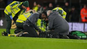 La un pas de tragedie în Premier League. Fotbalistul s-a prăbușit pe teren
