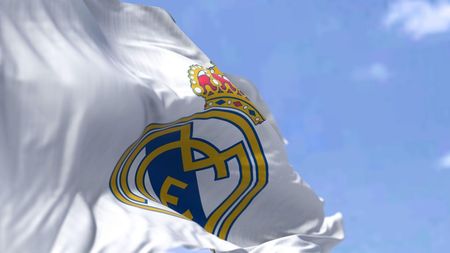 Real Madrid, ofertă pentru atacantul român. Cum au reacționat suporterii clubului, după ce fotbalistul a recunoscut că ar fi tentat de transfer