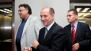 Afacerea care ar naște o super forță în Liga I:** al patrulea cel mai bogat om al României vrea să preia o fostă campioană