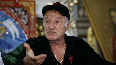 „O să vină!”. Gigi Becali a vorbit despre fotbalistul surpriză care va apărea la FCSB