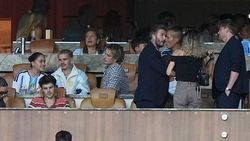 David Beckham, trădat de fiul Romeo şi de iubita acestuia!