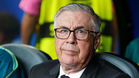 CM 2026 Reacția lui Carlo Ancelotti după schimbările geniale din Brazilia – Japonia 2-1! Ce a discutat cu Neymar pe bancă
