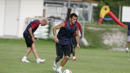 „În locul lui Mutu aș renunța la fotbal"