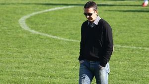 Pe ei a pus ochii Meme!** Un fundaș dreapta de 20 de ani și un jucător care a mai fost în Ghencea, pe lista Stelei!