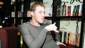 SUPERINTERVIU Ionuț Bâlbă:** "Am vorbit cu mesageria vocală a lui nea Popică!":)