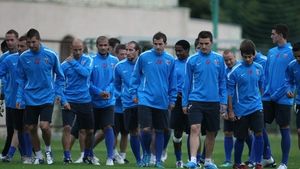 "Lotul Urziceni", suplimentat!** Vezi cine va fi noul secund al lui Lăcătuș la Steaua!