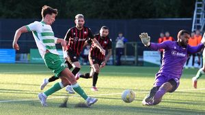 Nu e glumă! Fotbalistul a jucat în noul sezon de Champions League cu un tricou cu numărul scris pe spate cu pixul